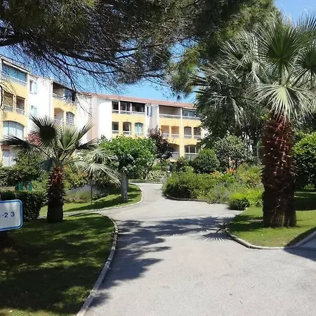 Tres Agreable * Fréjus